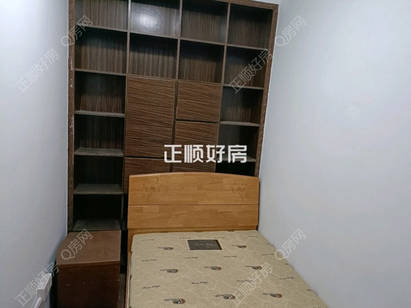 次卧