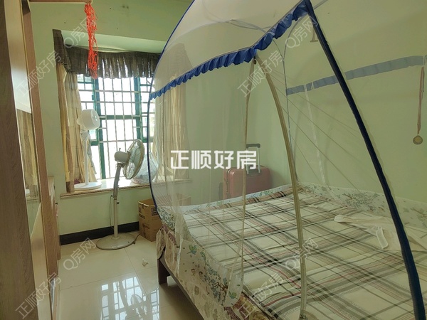 次卧