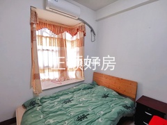 主卧