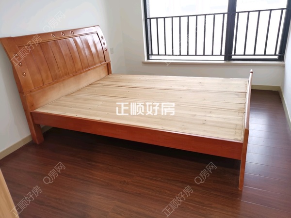 次卧