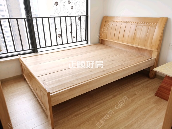 次卧