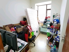 次卧