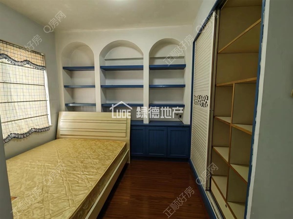 s12DF028BAEF844A7B911F5B9F9EFA2DF.jpg