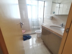 s13D8C8C7CB344CADA816EEA20BA22A29.jpg