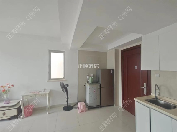 s5518C7FA692A4BD8BFE049EDE603D1DF.jpg