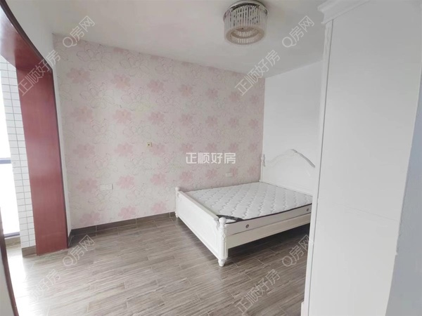 s70B68714E37C4592A767F8BDC8E4E2B9.jpg
