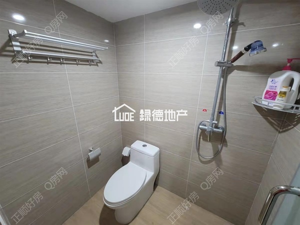 sA1604E8FEBF94BF1AE902A949509EA84.jpg