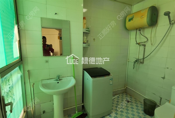 sA4504073D59A446D88A11BE06CC34E8C.jpg