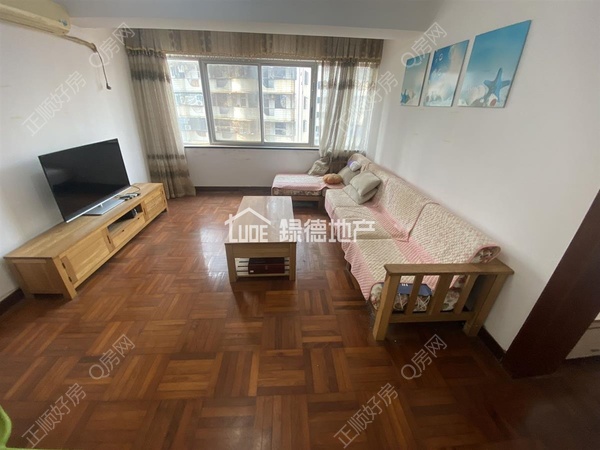 sEBEA05671B134EDEB522FEA12BC95DCF.jpg