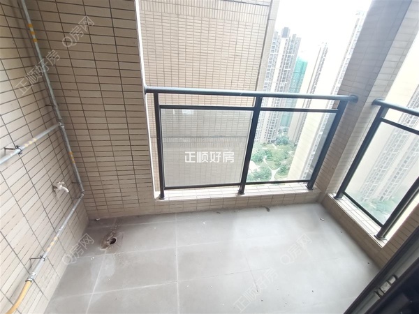 sF4735AAE28F843FE8E88F95AE12EB837.jpg