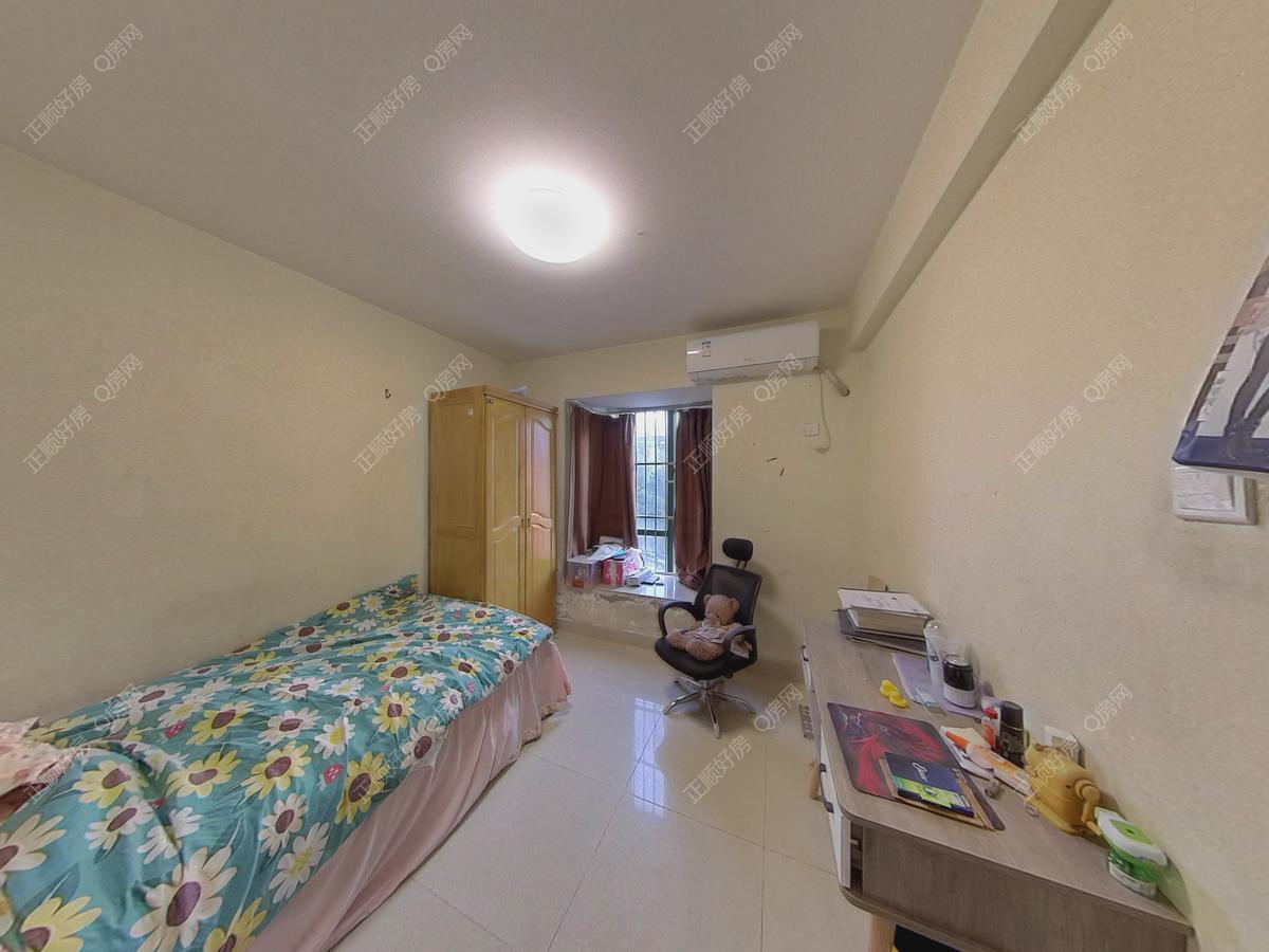 华发小区  低密度小高层  楼距宽 实用三房