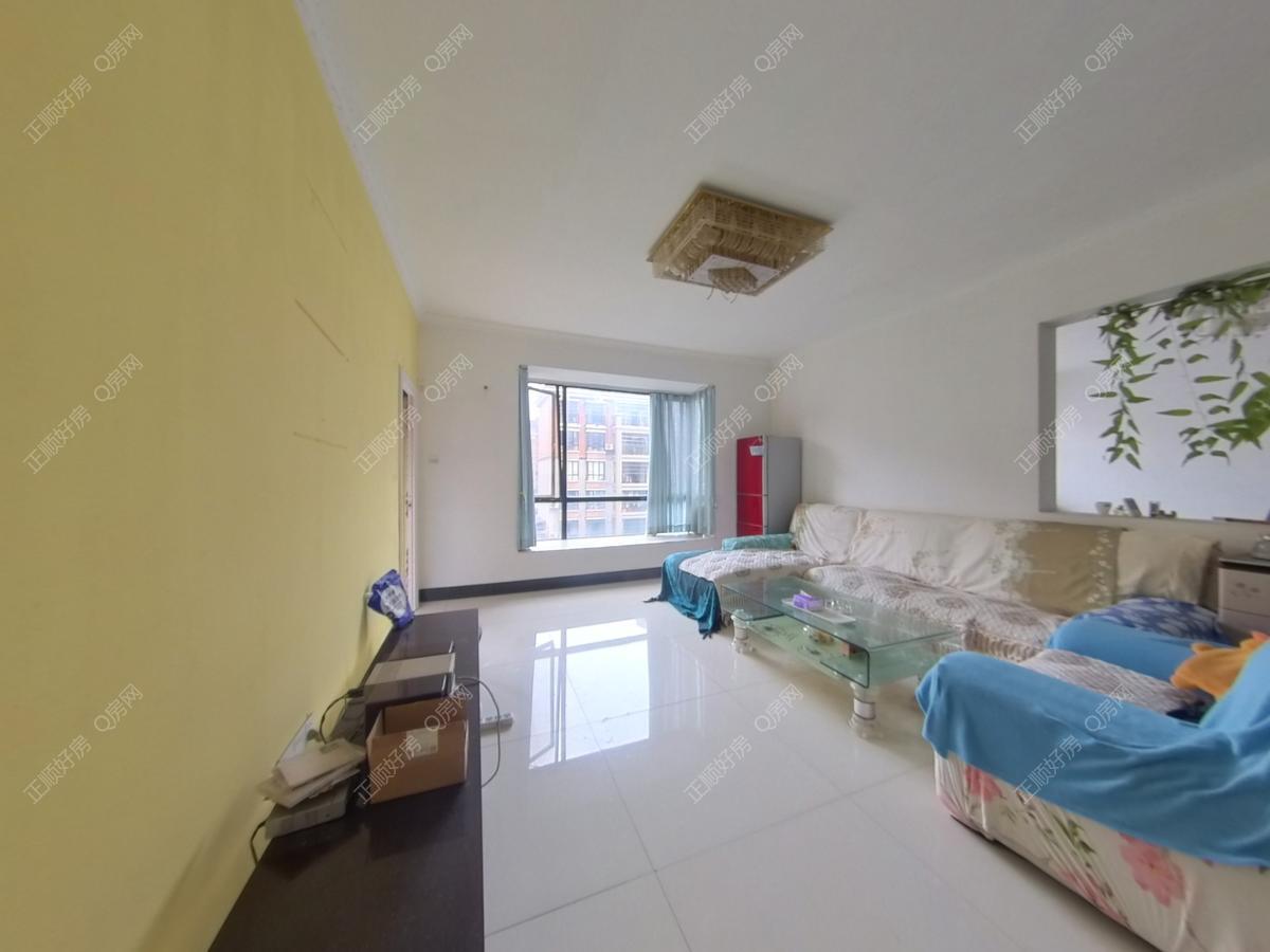 湖心路 湖星水岸华庭一期 精装 电梯4房