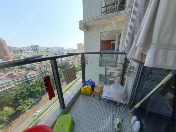 VR看房