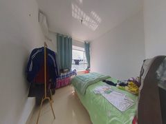 卧室-yBKlo13t-0.jpg