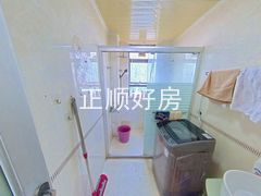 卫生间-6tM5gwOM-0.jpg