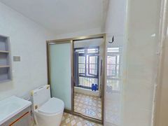卫生间-SujM9hsc-0.jpg