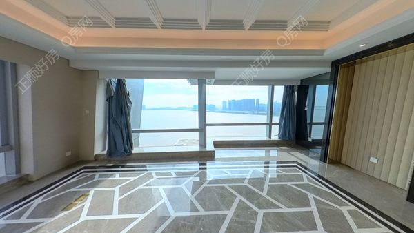 客厅