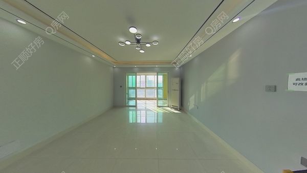 客厅