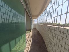 阳台-oUgilovc-0.jpg