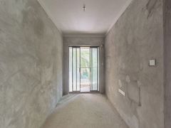 house_img
