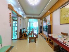 house_img