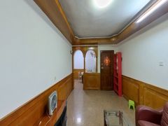 house_img
