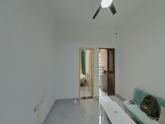 house_img