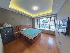 卧室-Ei69qdyS-0.jpg