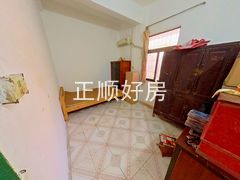 卧室-QQuFSamt-0.jpg