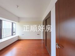 卧室-QylDqvXc-0.jpg