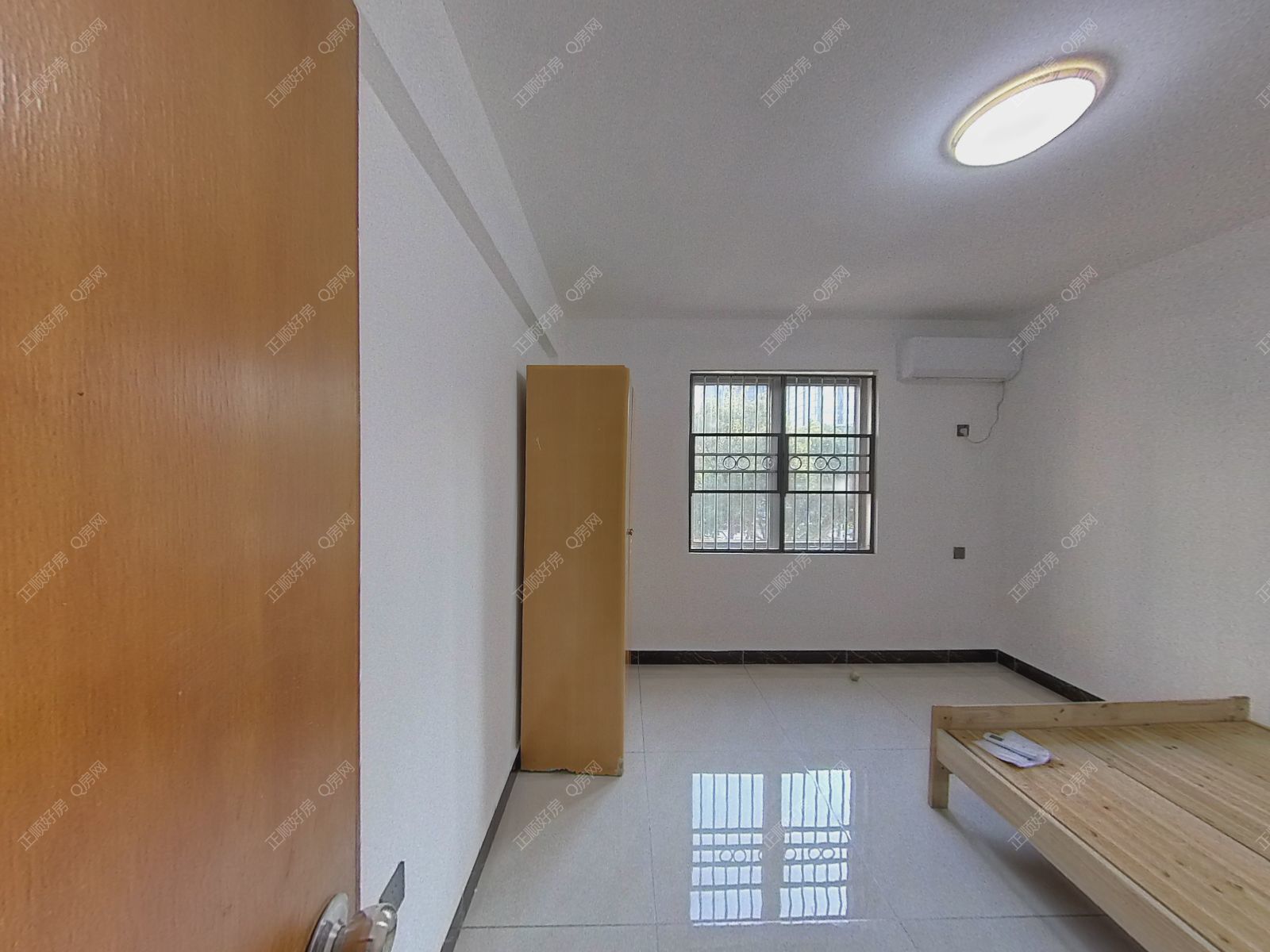 珠海宝地花园卧室照片_二中学区房，业主诚出租，学校2分钟路程, 装修保养好 