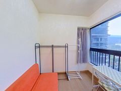 卧室-yNZE5fdr-0.jpg
