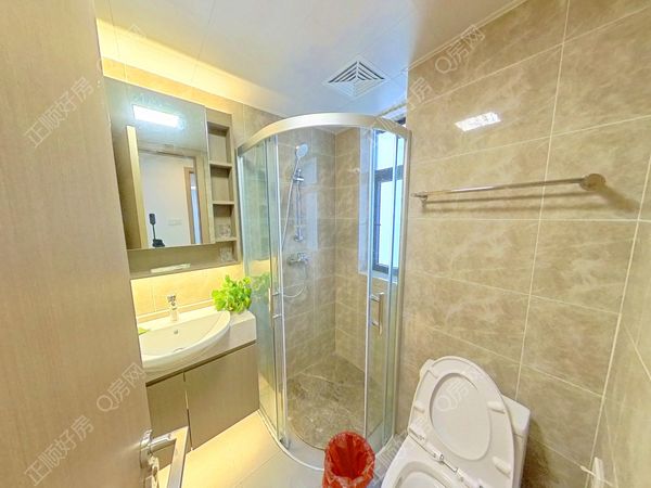 卫生间-0DqOzlei-0.jpg