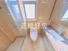 卫生间-0LSItKiA-0.jpg