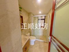 卫生间-IlNSZKq5-0.jpg