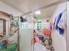 卫生间-KXnAfZOr-0.jpg