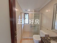 卫生间-RBoLWe35-0.jpg