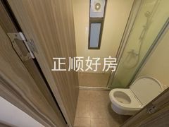 卫生间-f7ZUlbaG-0.jpg