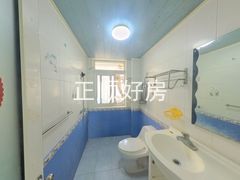 卫生间-gylbENgz-0.jpg