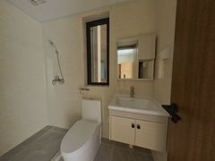 卫生间-oFbG1YJl-0.jpg