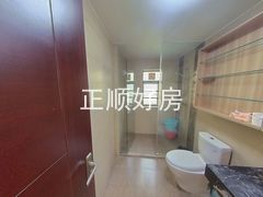 卫生间-rOKmQ9Yz-0.jpg