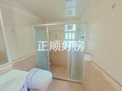 卫生间-urcr6w3c-0.jpg