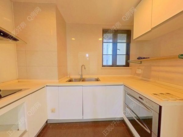 厨房-8G65Sq2o-0.jpg