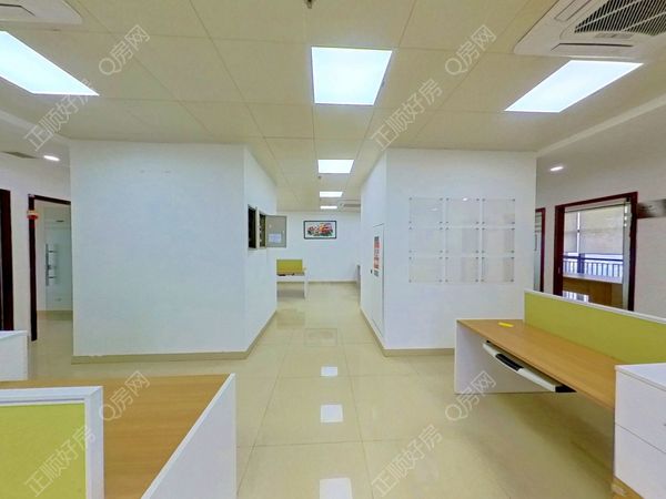 客厅-4PaxUmTo-0.jpg