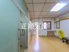 客厅