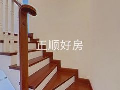 楼梯-7XQrtLuN-0.jpg