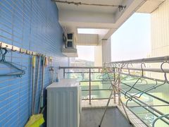 阳台-0H2fQJ0k-0.jpg