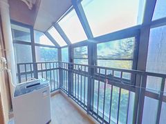 阳台-218F7YsD-0.jpg