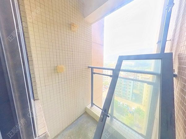 阳台-HDnngBVn-0.jpg