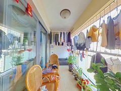 阳台-NpjL2MPy-0.jpg